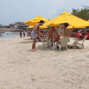 Madonna Beach Premium