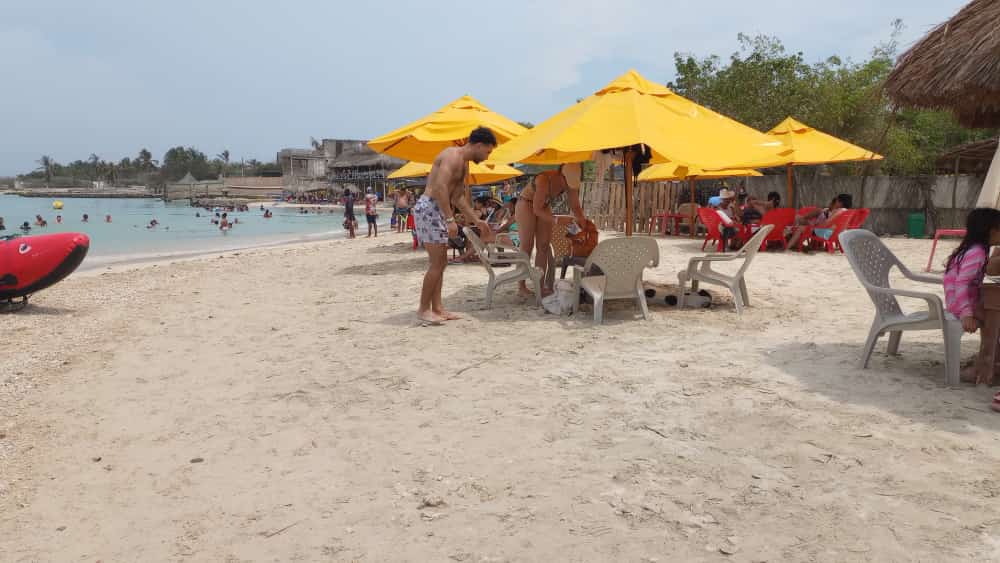 Madonna Beach Premium